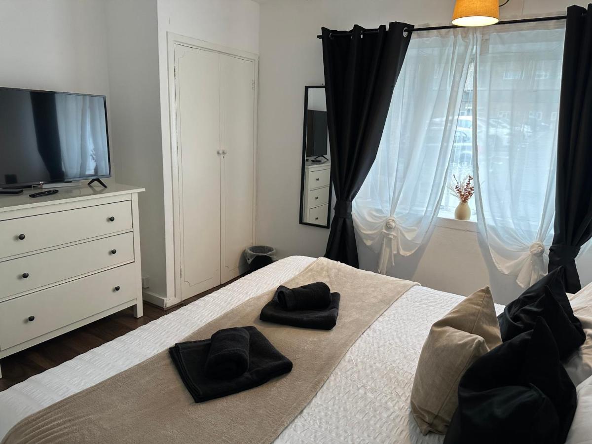 Lovely 2Bedroom 4Mins From Wimbledon Station London Ngoại thất bức ảnh